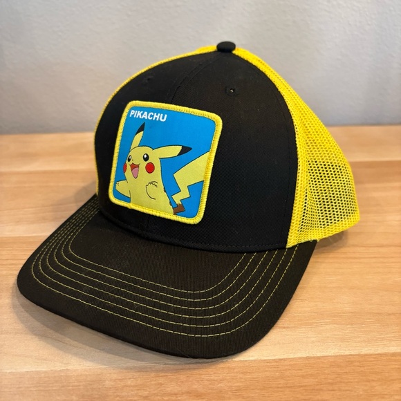 2024 Pokemon Pikachu Adjustable Snap Back Yellow Black Trucker Mesh Hat - Picture 1 of 6